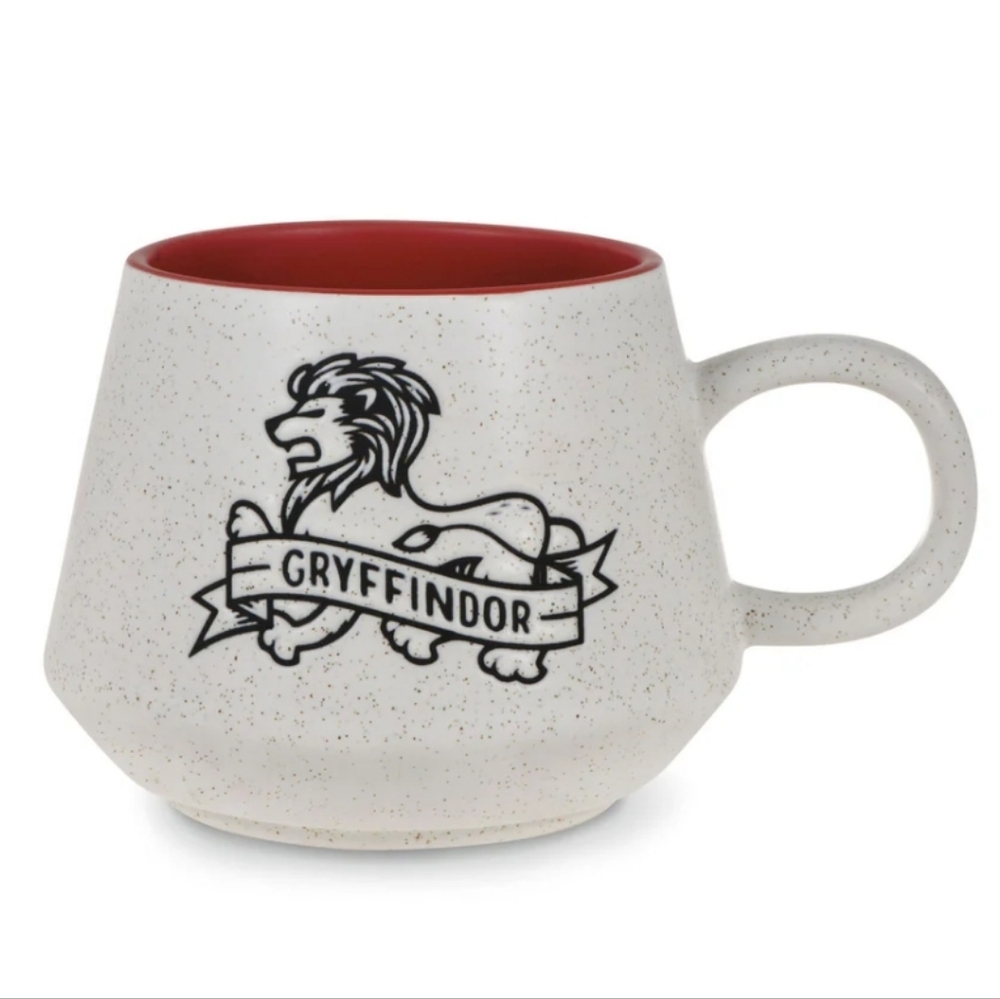 Hallmark Harry Potter Ceramic Gryffindor Mug with Red Interior New